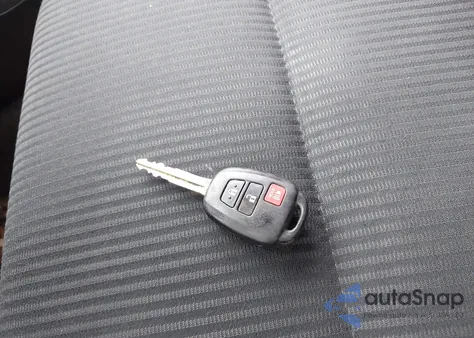 2017 Toyota Rav4 Le из США, поврежденный, VIN 2T3ZFREV0HW356387